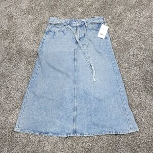 H&M Feather Soft Denim Skirt